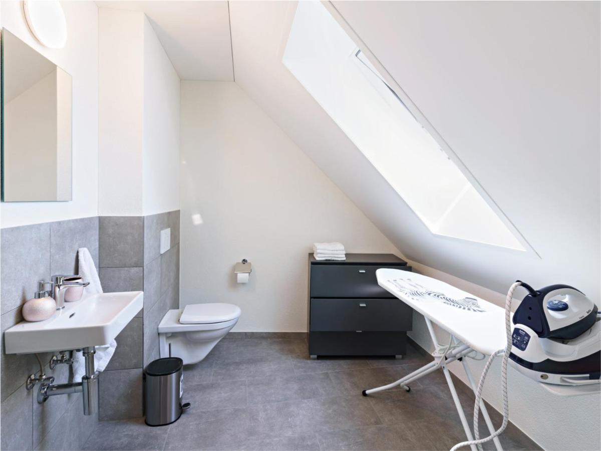 Exklusive 4.5 Zimmer Wohnung Fuer Familien Und Business Eschenz Luaran gambar